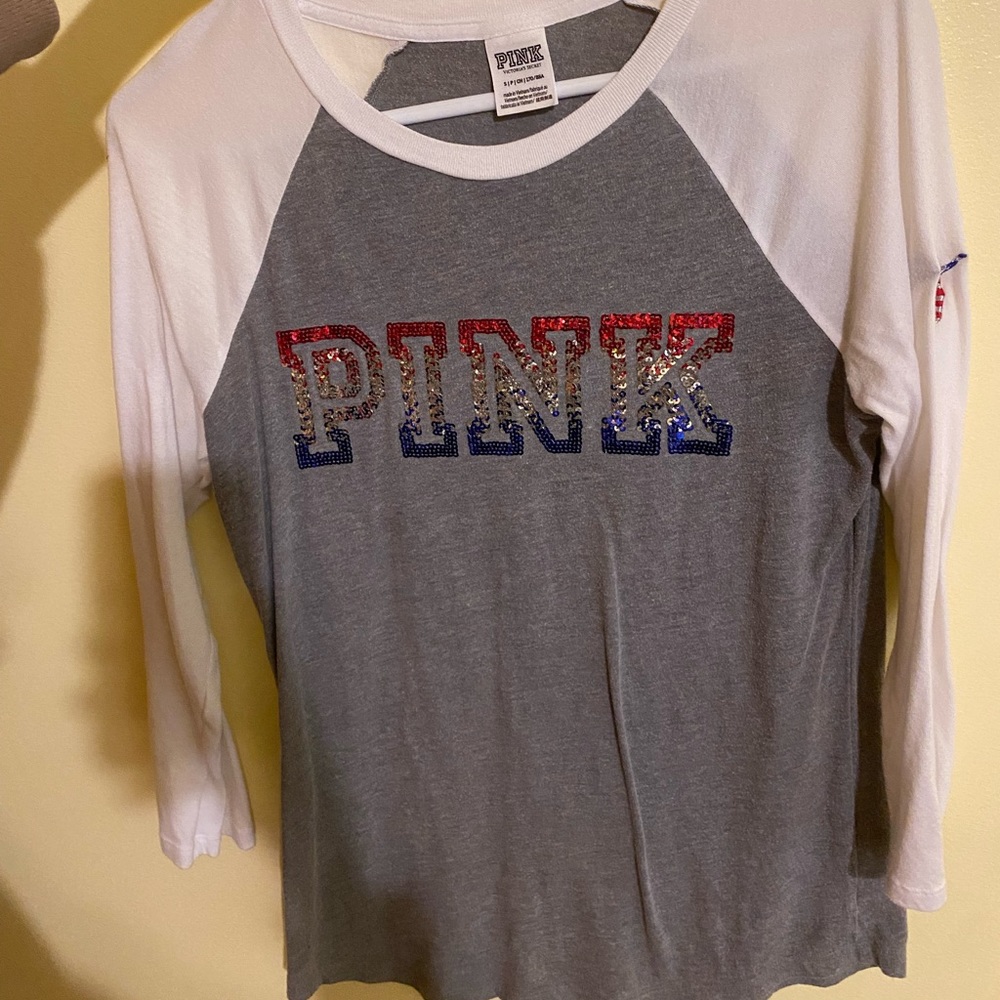 Women’s VSPink top